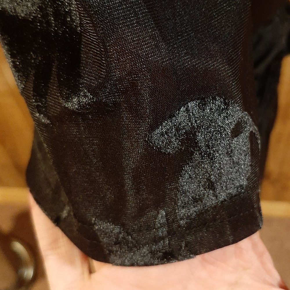 Elensa Black Evening Dress (Medium) - Picture 6 of 10